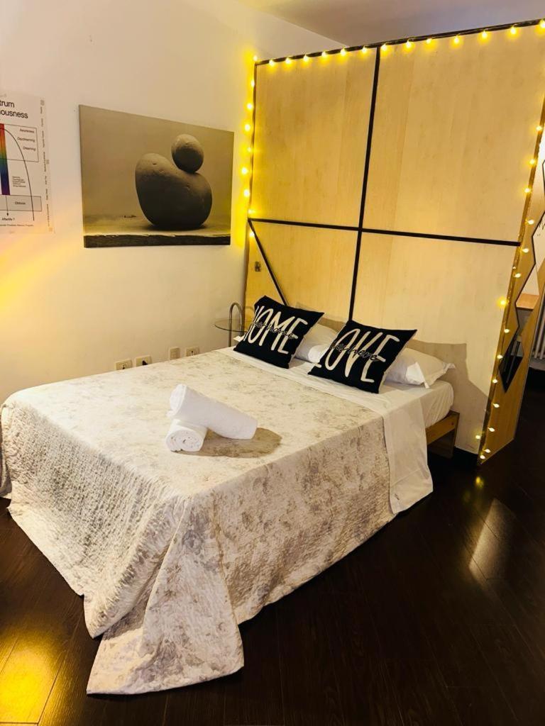 Easy Room Italy Prada ميلان المظهر الخارجي الصورة