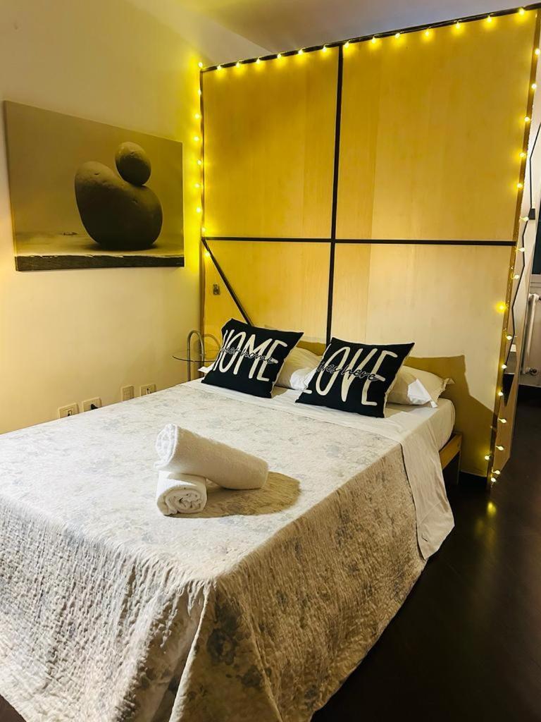 Easy Room Italy Prada ميلان المظهر الخارجي الصورة
